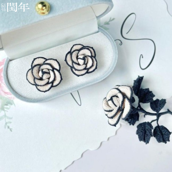 Handmade Micro-Crochet—Camellia