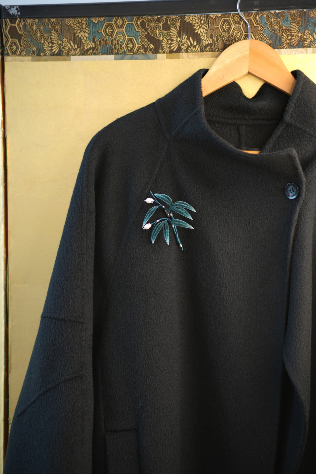 HandmadeRonghua—Pearl Bamboo Brooch