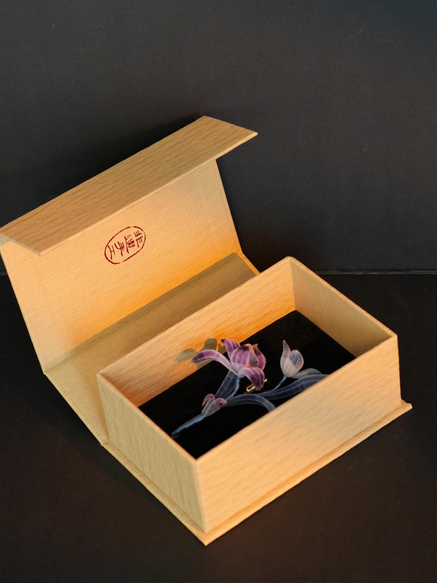 HandmadeRonghua—Elegant Orchid Brooch