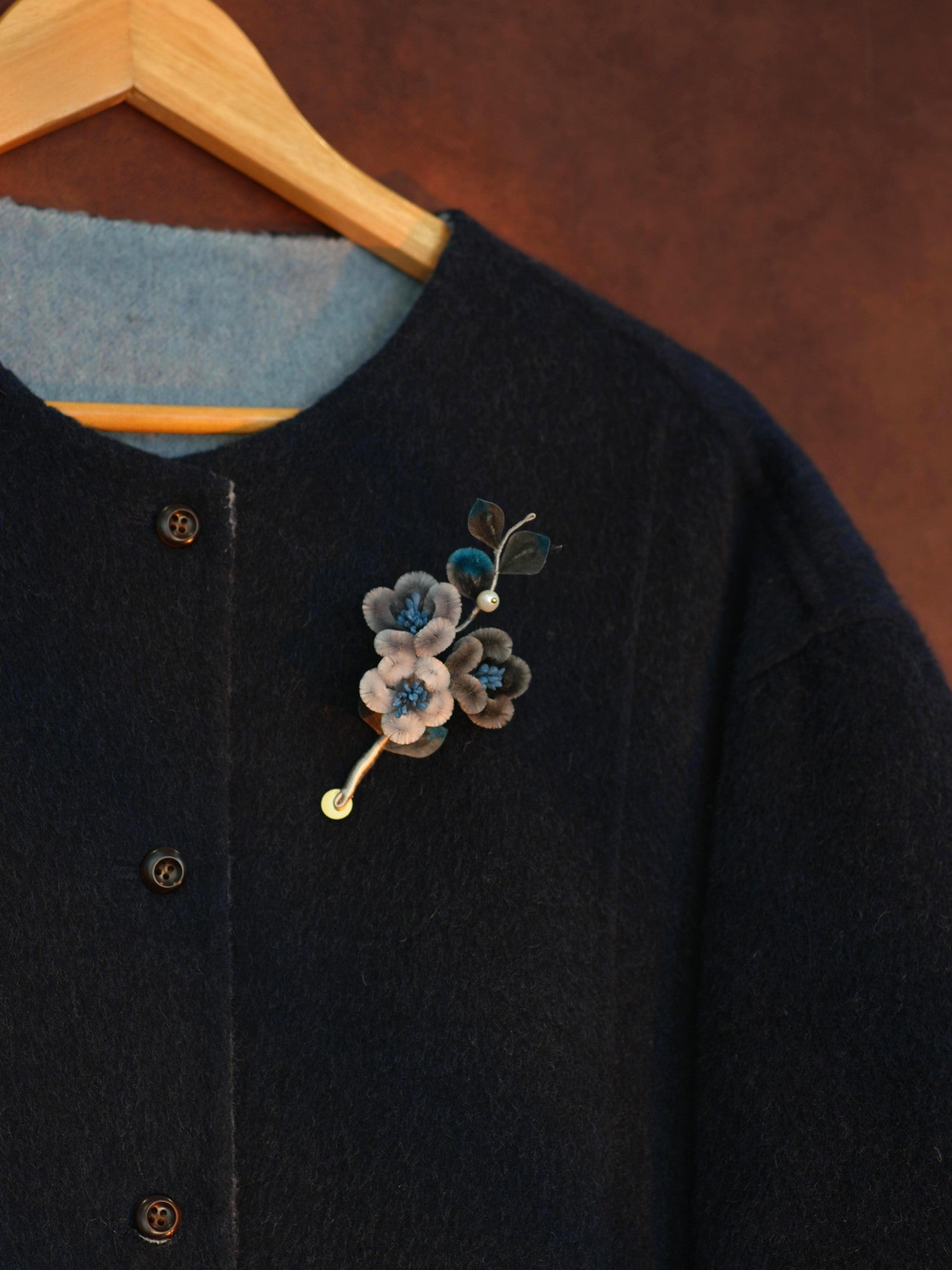 HandmadeRonghua—Cute Orchid Brooch